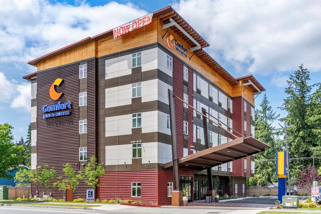 Comfort Inn & Suites Lakewood By Jblm Dış mekan fotoğraf