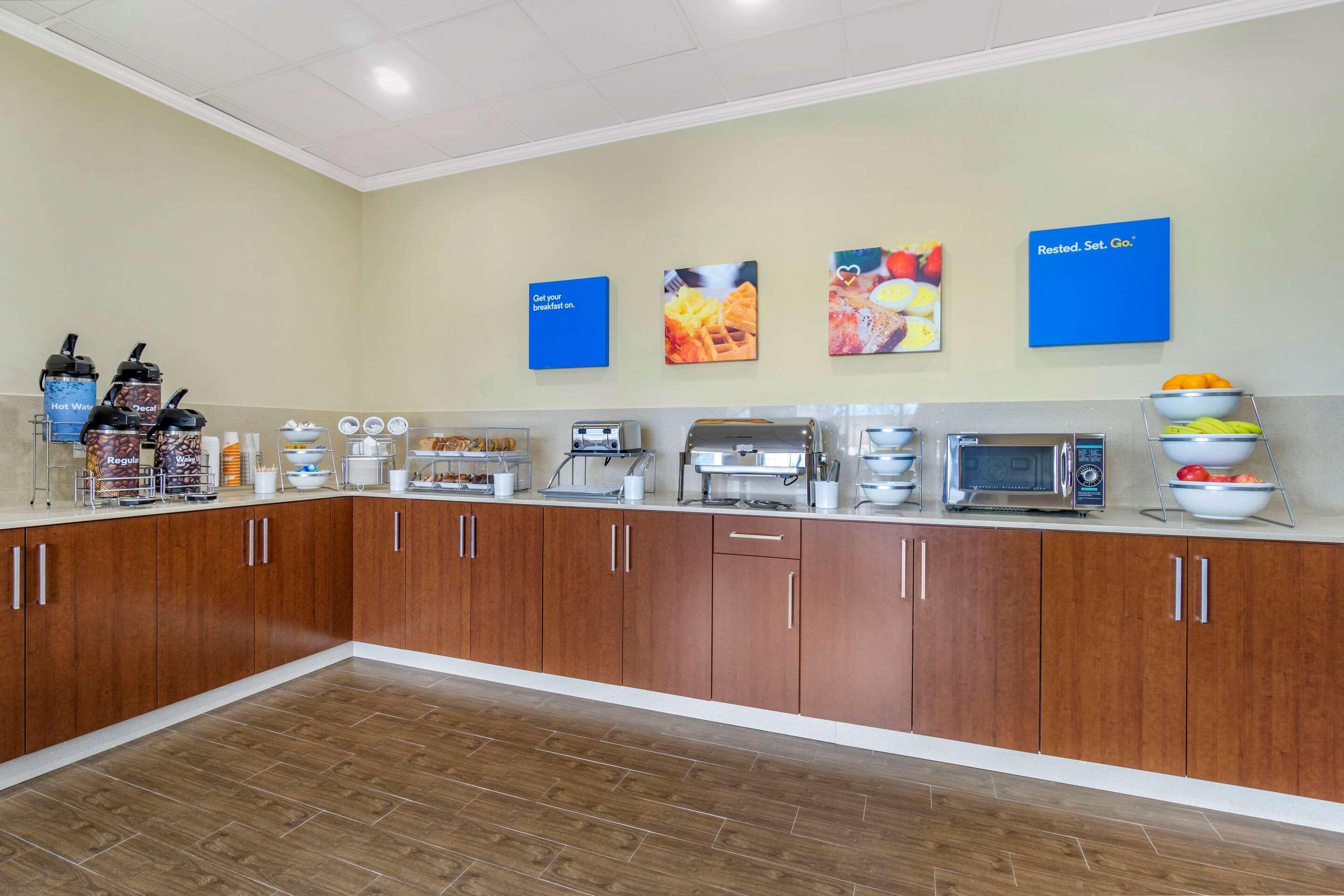 Comfort Inn & Suites Lakewood By Jblm Dış mekan fotoğraf